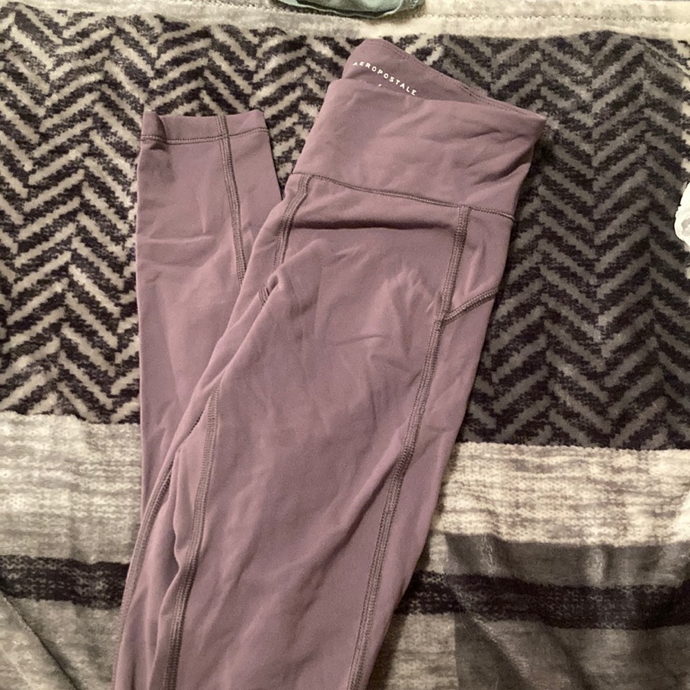 Aeropostale purple leggings